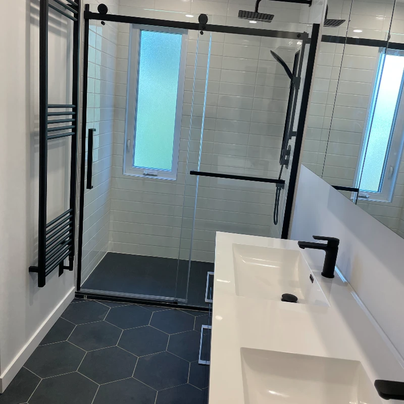 confiez la rénovation de votre salle de bains à laval-en-brie à des experts. conseils personnalisés, matériaux de qualité et finitions soignées pour un espace moderne et fonctionnel.