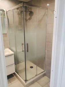 confiez la rénovation de votre salle de bains à liverdy-en-brie à des professionnels qualifiés. modernisez votre espace avec des solutions sur mesure, des matériaux de qualité et un accompagnement personnalisé.