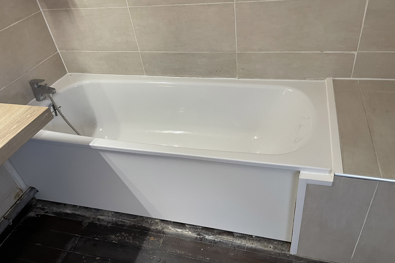 confiez la rénovation de votre salle de bains à marles-en-brie en 2025 à des professionnels qualifiés. modernisez votre espace avec des solutions sur mesure et des finitions de qualité.