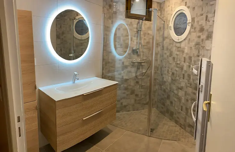 confiez la rénovation de votre salle de bains à ormesson en 2025 à des experts qualifiés. design moderne, matériaux de qualité et accompagnement personnalisé pour un espace sur-mesure.