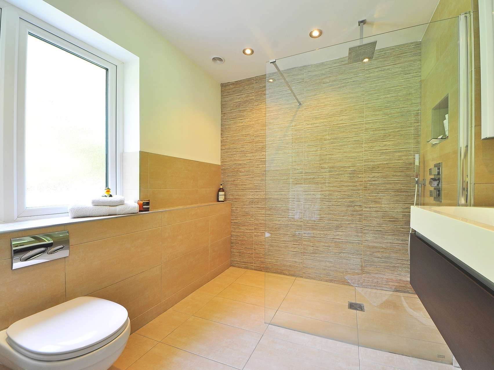 confiez la rénovation de votre salle de bains à vanves à des experts. conseils personnalisés, matériaux de qualité et résultats sur-mesure pour transformer votre espace selon vos envies.