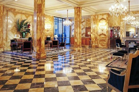 découvrez les rénovations exceptionnelles de l'hôtel crillon : un mélange raffiné de luxe historique et de design moderne, pour une expérience unique au cœur de paris.