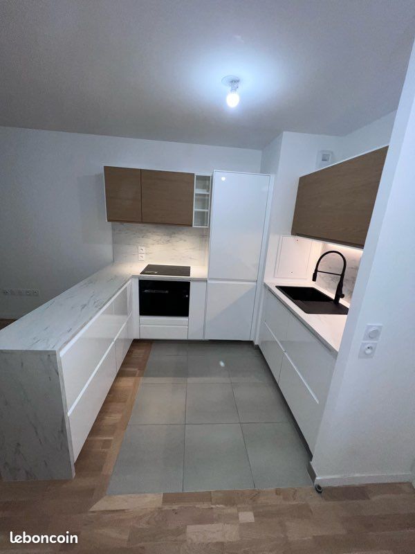 envie de rénover votre cuisine à bussy-saint-georges ? découvrez nos conseils, astuces et solutions sur mesure pour transformer votre espace culinaire en un lieu moderne et fonctionnel !