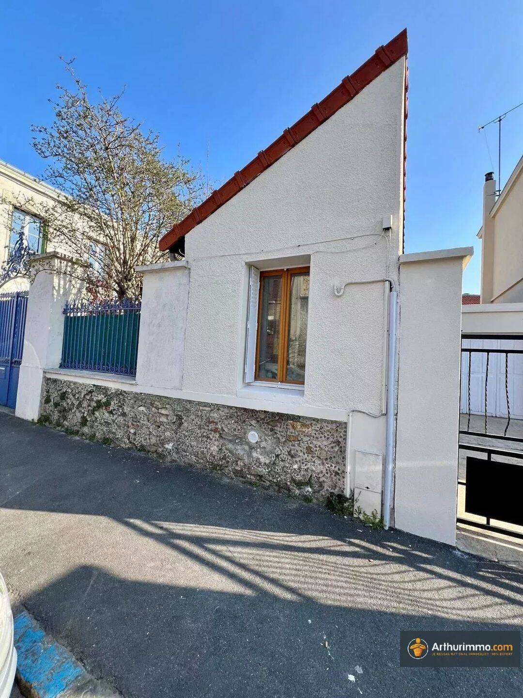 confiez la rénovation de votre cuisine à neuilly-plaisance à des experts. conseils personnalisés, matériaux de qualité et finitions modernes pour transformer votre espace.