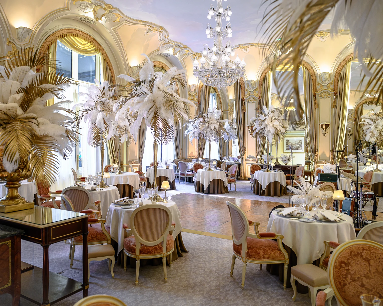 découvrez tout sur le ritz paris 2025 : actualités, événements et nouveautés de l’un des hôtels les plus mythiques au monde. préparez votre séjour de rêve au cœur de la capitale française.