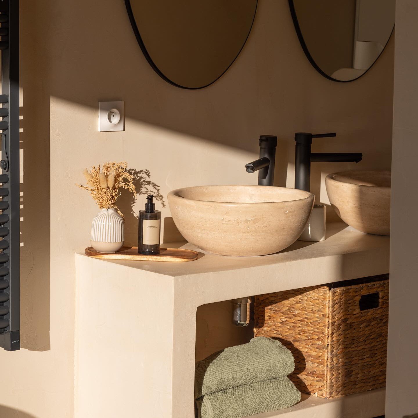 découvrez nos solutions de salle de bain moderne à beton-bazoches : aménagement tendance, matériaux de qualité et conseils personnalisés pour une pièce élégante et fonctionnelle.