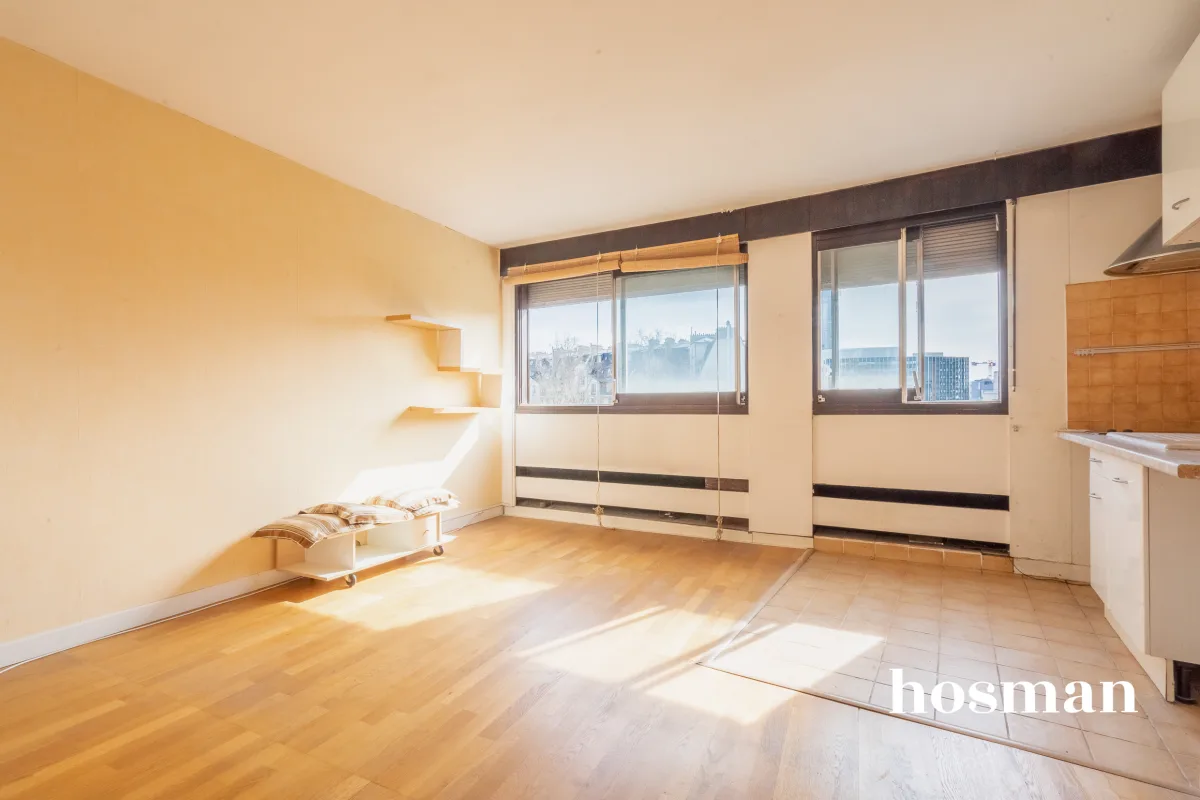 découvrez ce studio à rénover à paris, idéal pour investisseurs ou primo-accédants. profitez d'un emplacement privilégié et de nombreuses possibilités d'aménagement pour créer votre espace sur-mesure au cœur de la capitale.