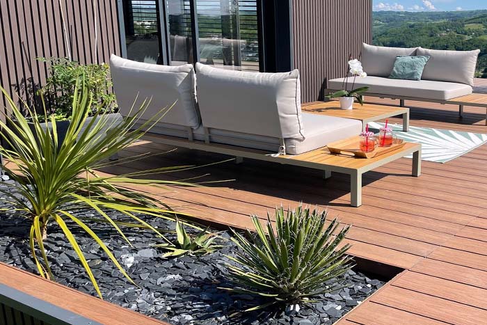 découvrez des idées et conseils pour aménager votre terrasse : inspirations déco, choix des matériaux, astuces d'entretien et solutions pour profiter pleinement de votre espace extérieur.