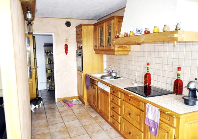 découvrez nos conseils et idées pour réussir la transformation de votre cuisine : aménagement, décoration, astuces pratiques et inspirations pour une cuisine moderne et fonctionnelle.