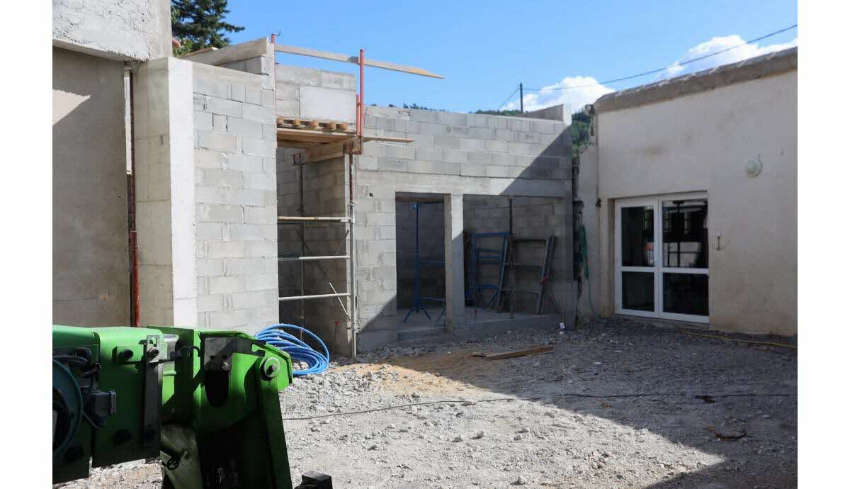 obtenez des conseils et idées pour réaliser des travaux avec un budget de 50 000 euros. découvrez comment optimiser votre investissement pour rénover, agrandir ou améliorer votre logement efficacement.