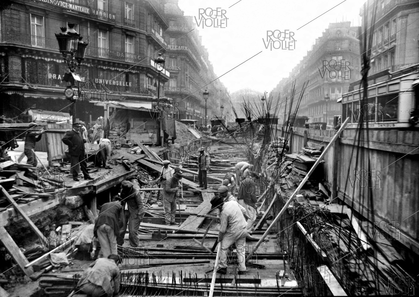 découvrez tous les services et conseils pour réaliser vos travaux à paris : rénovation, construction, aménagement et mises aux normes. profitez de solutions adaptées à votre projet, avec des professionnels de confiance dans la capitale.