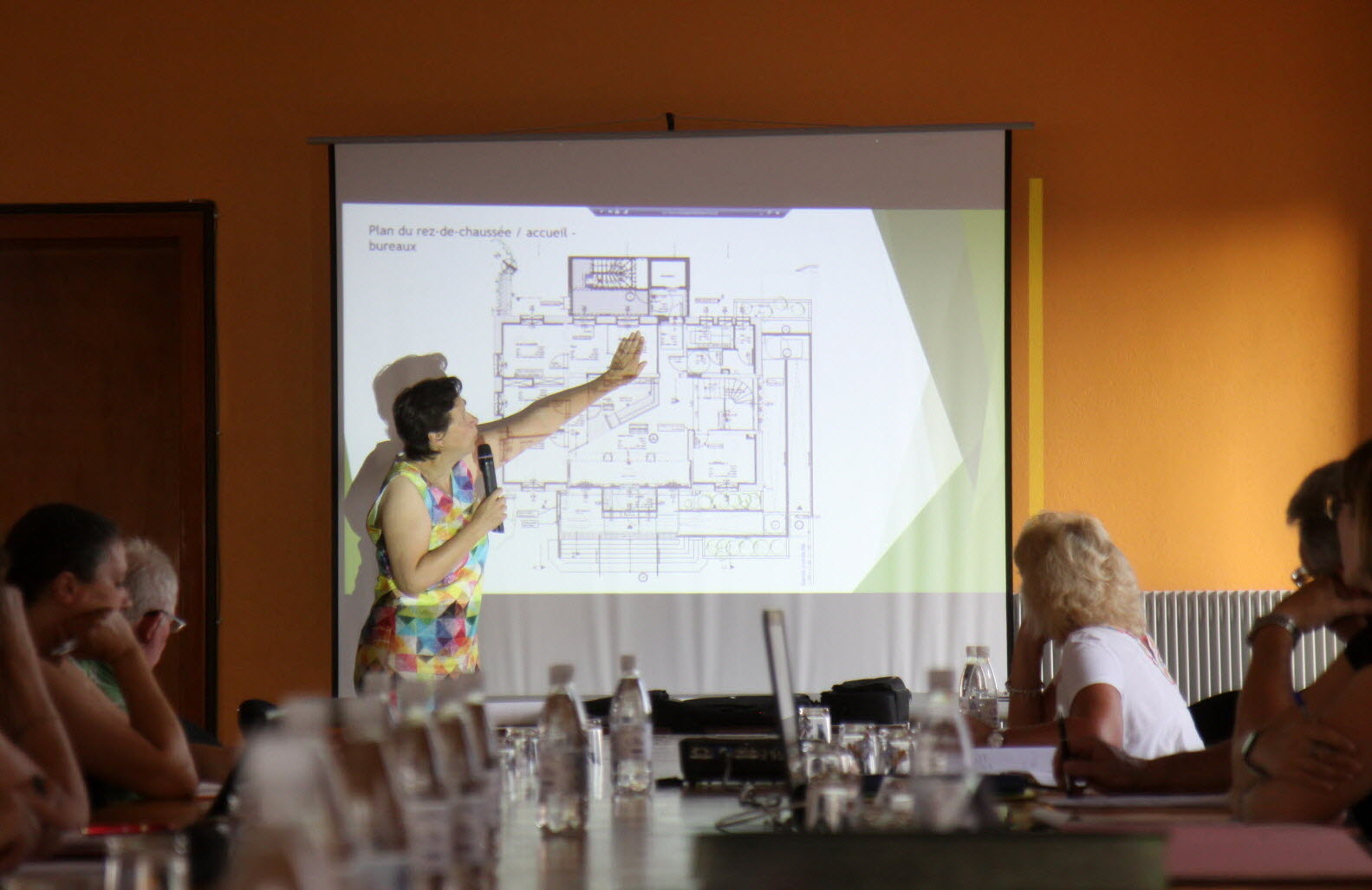 découvrez comment réaliser des travaux sans argent grâce à des astuces, des aides disponibles et des solutions alternatives pour rénover ou améliorer votre habitat sans frais.