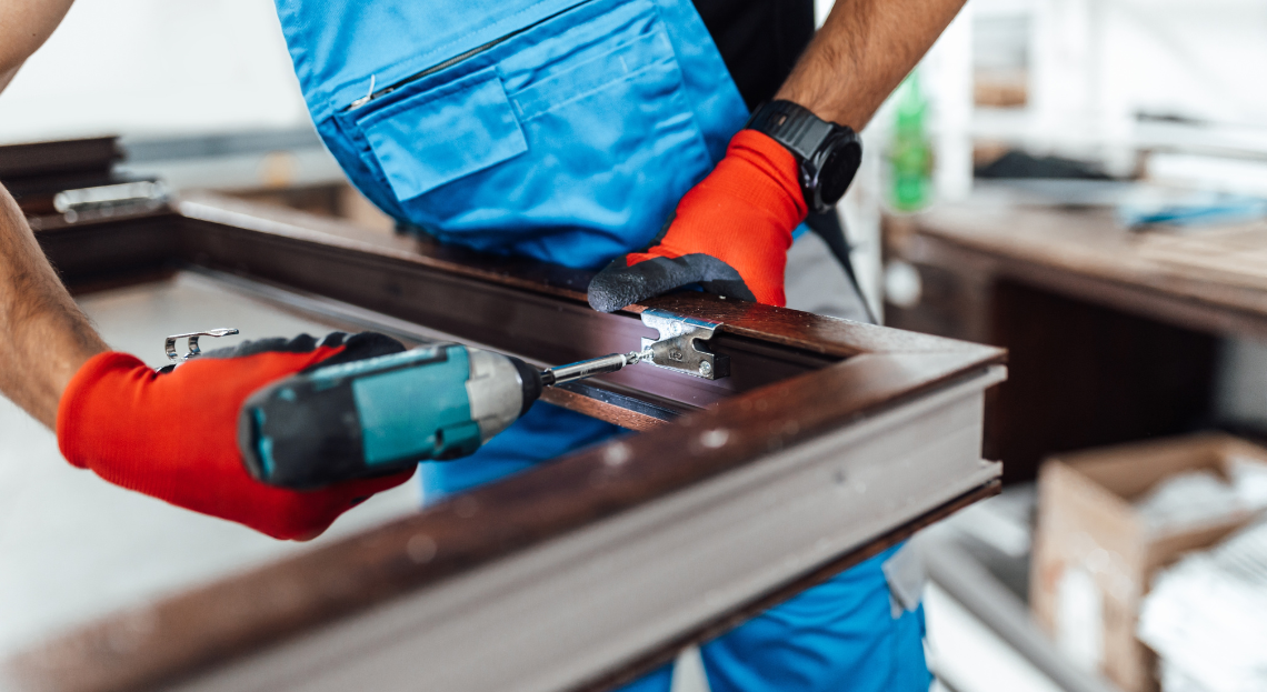 découvrez tout ce qu’il faut savoir sur les travaux réalisés par vos voisins : droits, démarches à suivre, nuisances sonores, règles de voisinage et solutions en cas de litige.