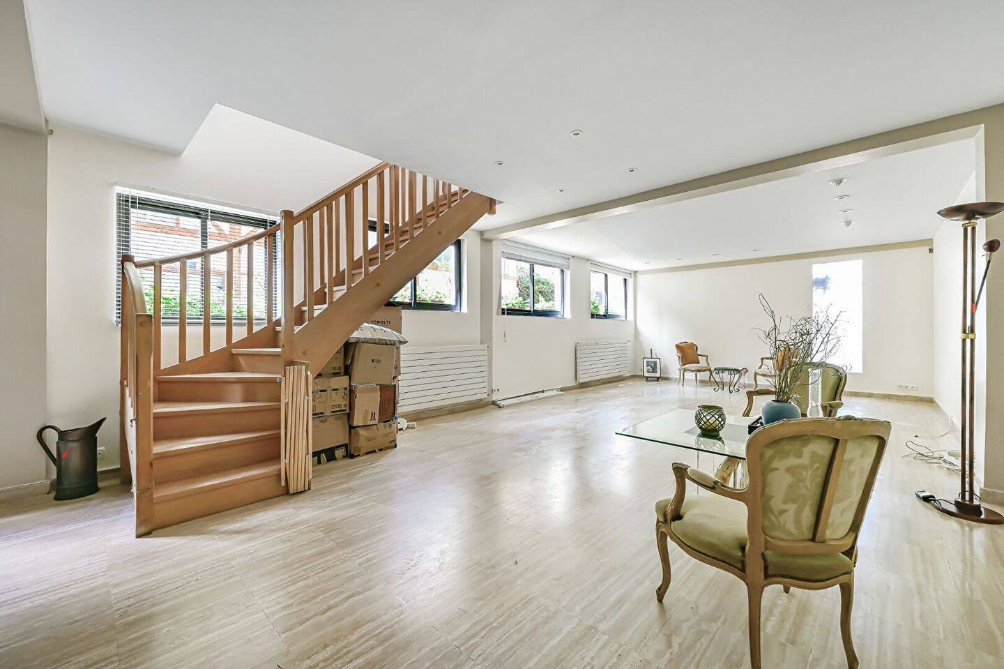 découvrez nos conseils et annonces pour l'achat d'une maison à rénover à paris en 2016. trouvez le bien idéal pour votre projet immobilier avec des offres exclusives et des informations sur la rénovation.