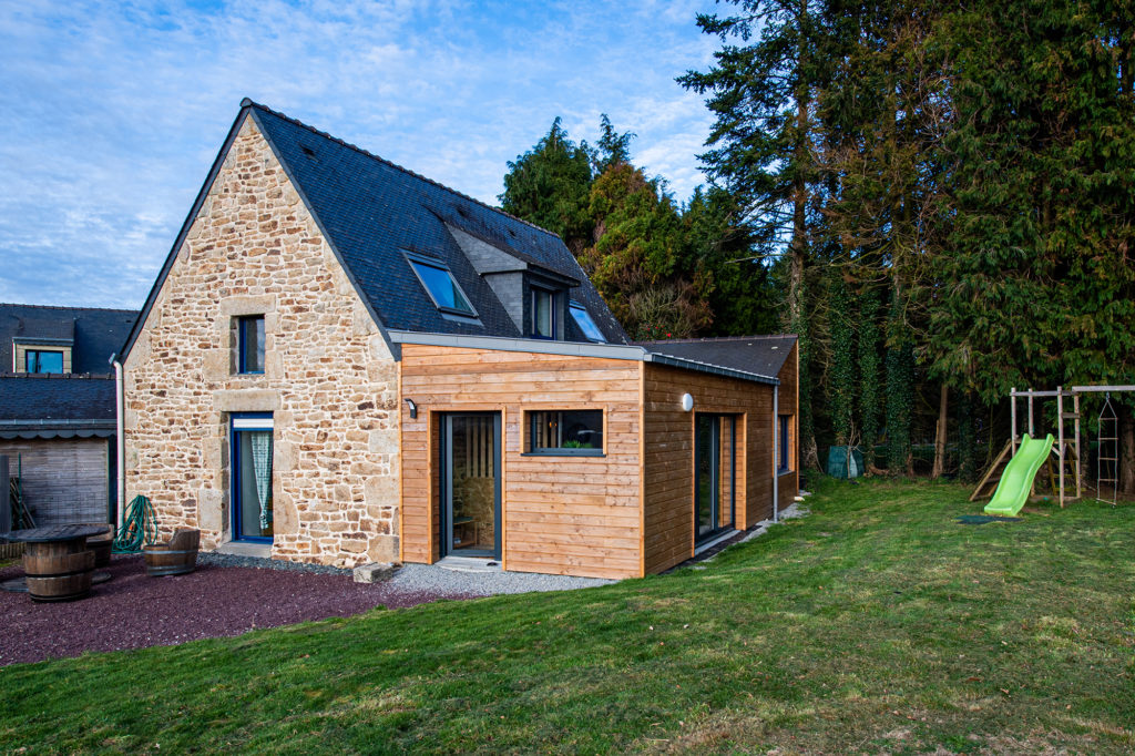 découvrez toutes les solutions pour votre projet d'agrandissement de maison : conseils, idées, démarches et astuces pour gagner de l'espace et valoriser votre habitat.