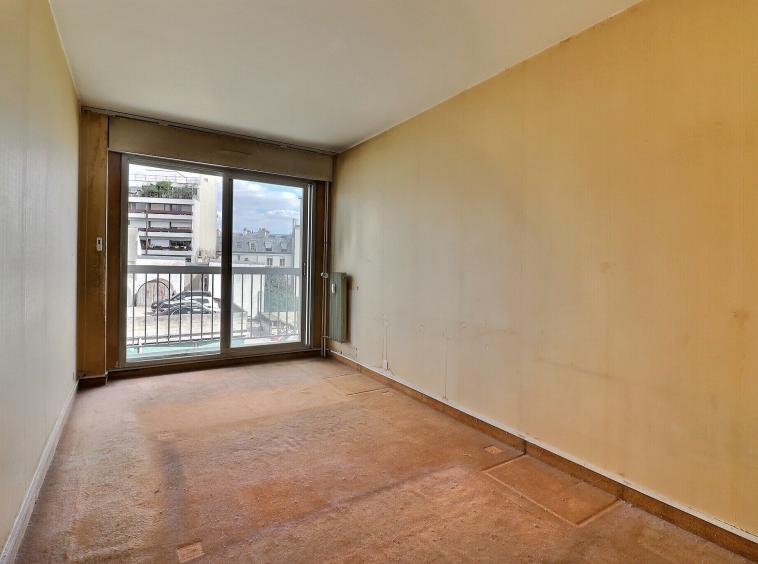 découvrez les meilleures opportunités d'appartements à rénover à paris en 2025. profitez de prix attractifs et investissez dans des biens à fort potentiel au cœur de la capitale.