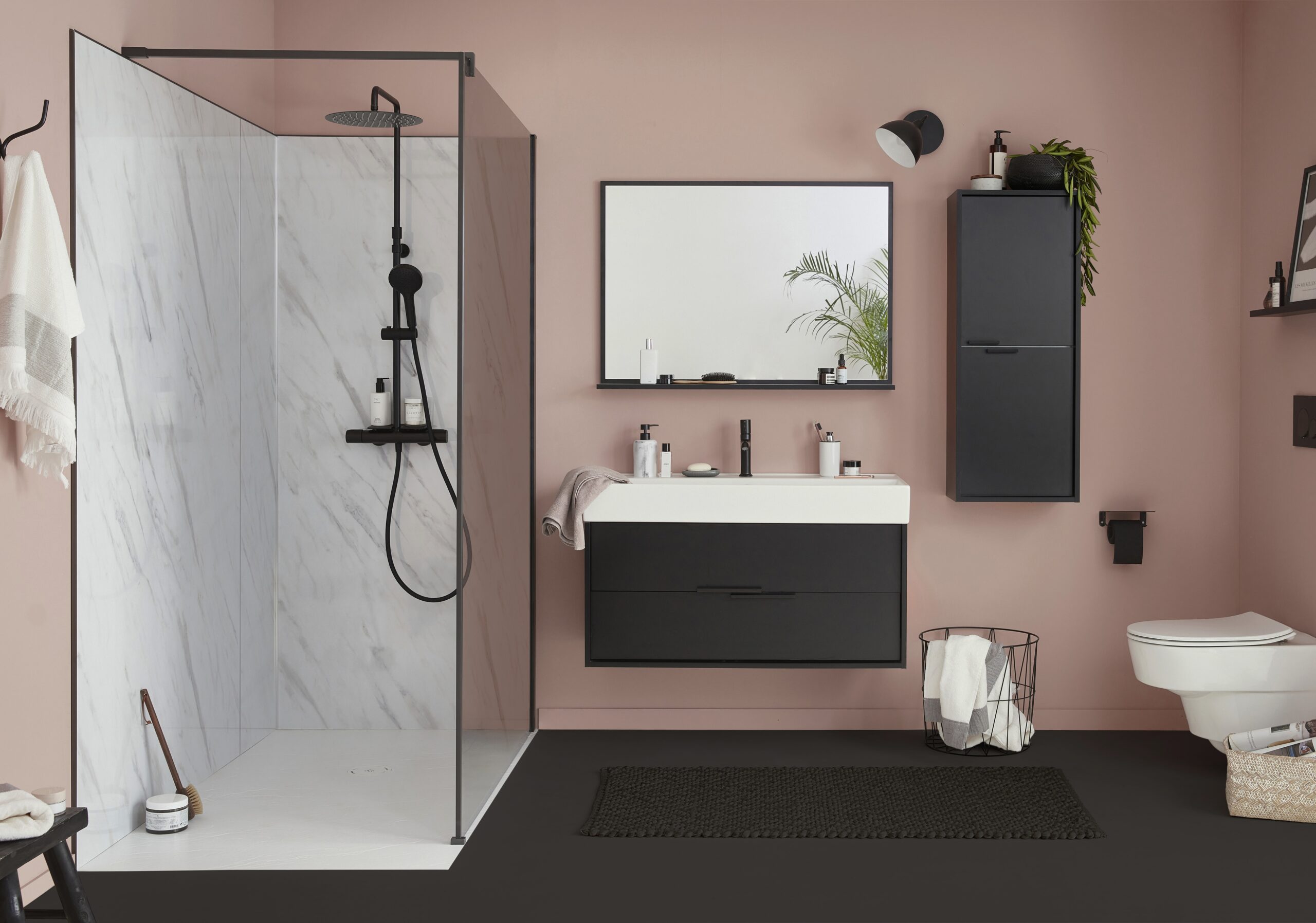 découvrez nos astuces déco ingénieuses pour optimiser l'espace et sublimer une petite salle de bain. idées pratiques, rangements malins et conseils tendance pour créer un lieu agréable et fonctionnel.