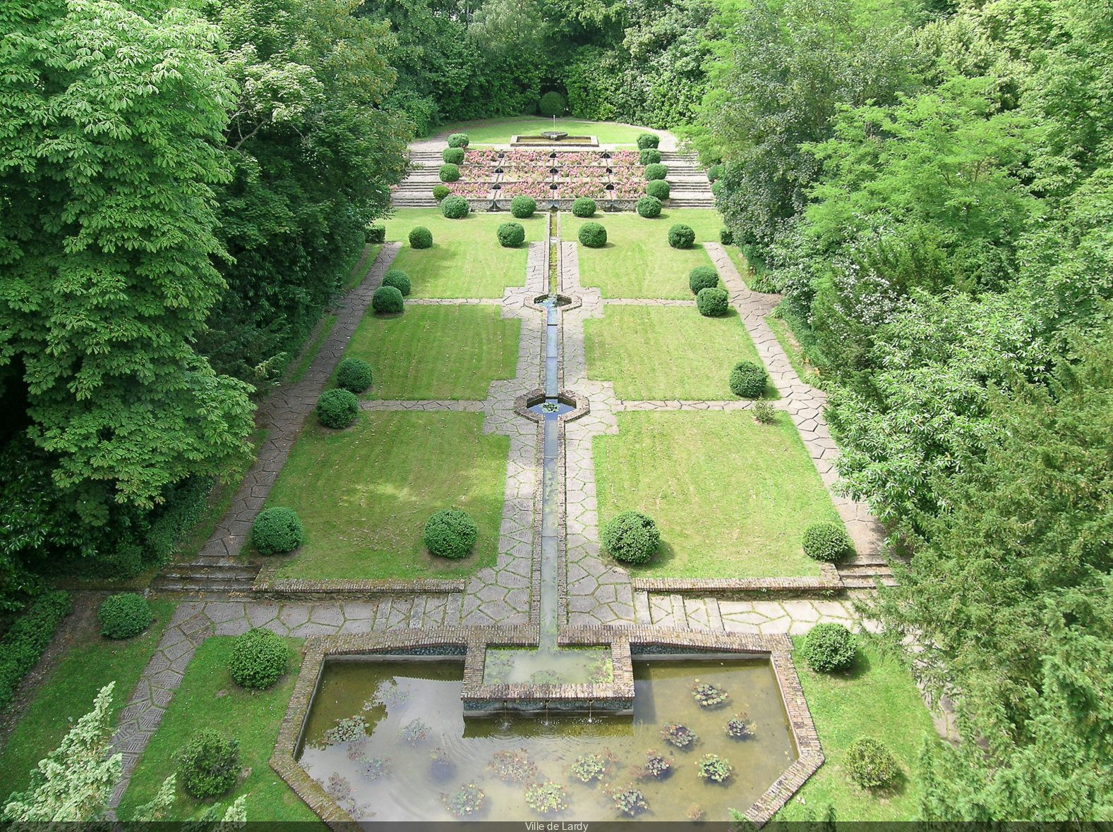 découvrez les atouts de lardy 91510 : qualité de vie, espaces verts, infrastructures modernes et dynamisme local. un cadre idéal pour s’installer ou investir en essonne.