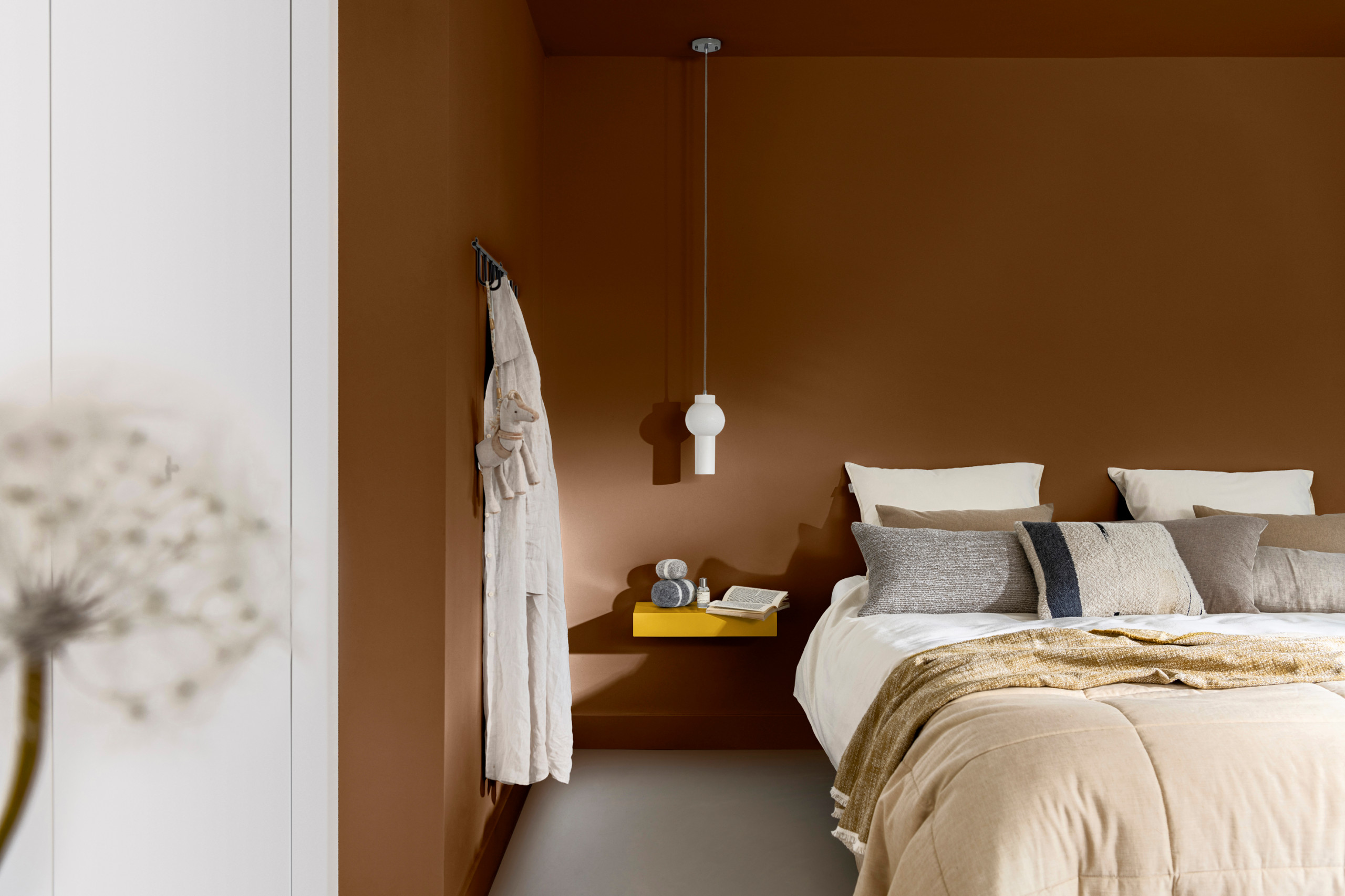 découvrez comment choisir la couleur de peinture tendance pour 2025 avec nos conseils et inspirations, afin de donner un nouveau souffle à votre intérieur.