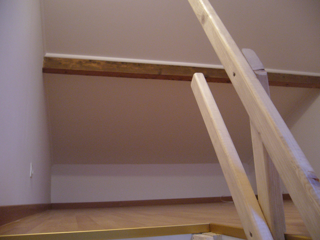 aménagez vos combles à paris et en île-de-france avec des experts. optimisez votre espace sous toiture pour gagner en confort, isolation et valeur immobilière. devis personnalisé rapide !