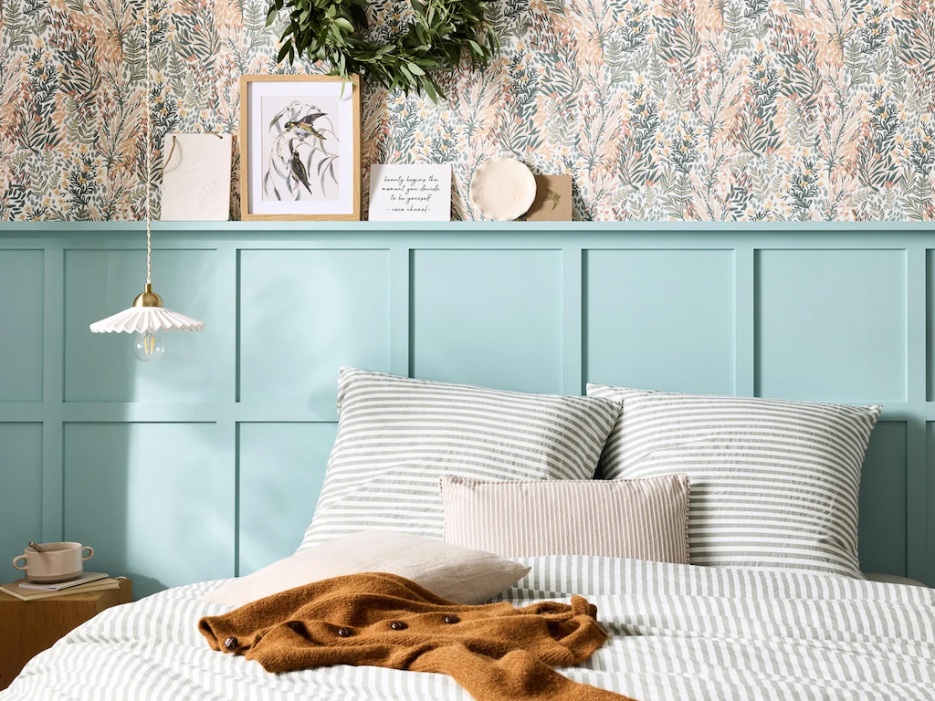 découvrez les couleurs tendance pour les murs de chambre en 2025 : idées déco, inspirations et conseils pour créer une ambiance moderne et relaxante dans votre espace.