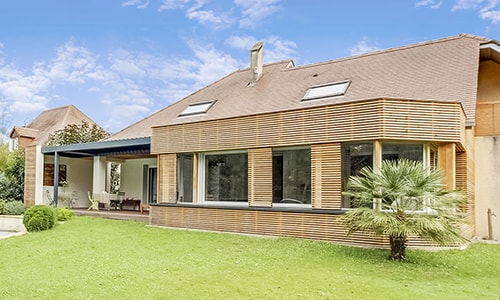 découvrez tout sur le coût d'une extension de maison : prix au m², facteurs d'influence, conseils pour optimiser votre budget et réussir votre projet d'agrandissement.