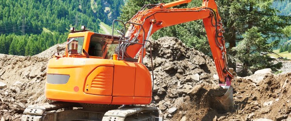 découvrez tout ce qu'il faut savoir sur le coût du terrassement : tarifs moyens, facteurs de prix, conseils pour estimer votre budget et réussir vos travaux de terrain en toute sérénité.