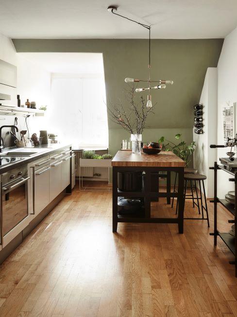 découvrez les meilleures astuces et les dernières tendances pour une cuisine en bois élégante, chaleureuse et moderne. inspirez-vous pour rénover ou concevoir la cuisine de vos rêves !