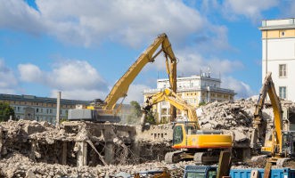 découvrez nos services professionnels de démolition adaptés à tous vos projets, que ce soit pour des bâtiments résidentiels, commerciaux ou industriels. sécurité, rapidité et expertise garanties.