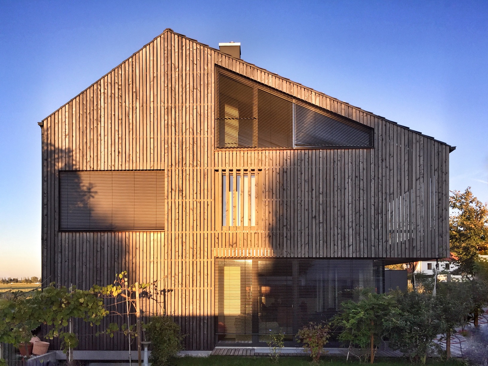 découvrez tout sur les façades : types, rénovation, entretien et conseils pour améliorer l’apparence et l’isolation de votre bâtiment. guide complet pour particuliers et professionnels.