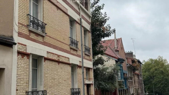 découvrez une ferme à rénover située dans le 15e arrondissement de paris. opportunité rare pour investir ou créer votre projet immobilier unique en plein cœur de la capitale.