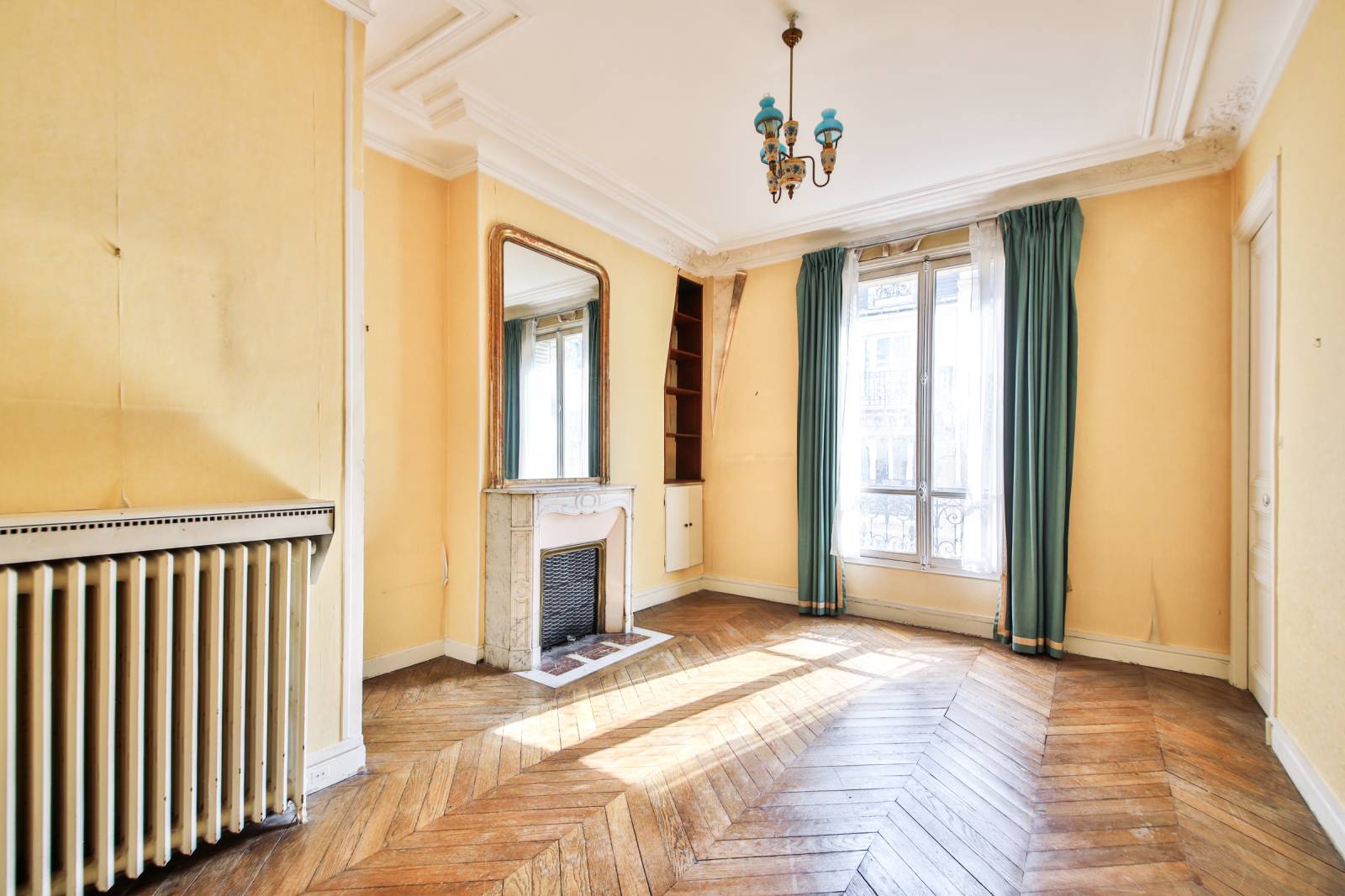 découvrez une ferme à rénover dans le 15e arrondissement de paris : potentiel unique, charme authentique et emplacement privilégié pour réaliser votre projet immobilier.