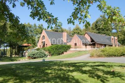 découvrez fontenay-lès-briis, un village plein de charme aux portes de paris, offrant tranquillité, patrimoine historique et cadre verdoyant pour une escapade ou une vie paisible.