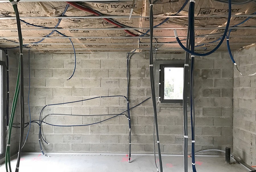 découvrez les meilleures solutions d'isolation pour votre maison afin d'améliorer le confort, réduire les pertes de chaleur et réaliser des économies d'énergie. conseils, astuces et techniques adaptés à tous les budgets.