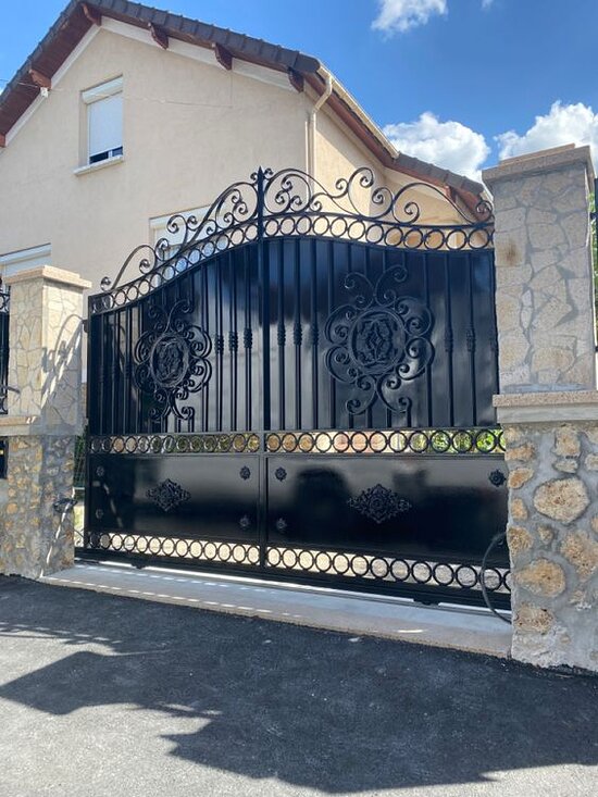 découvrez les secrets de limours, une ville agréable où patrimoine, nature et convivialité offrent un cadre de vie exceptionnel. explorez ses atouts et laissez-vous séduire par son charme unique !