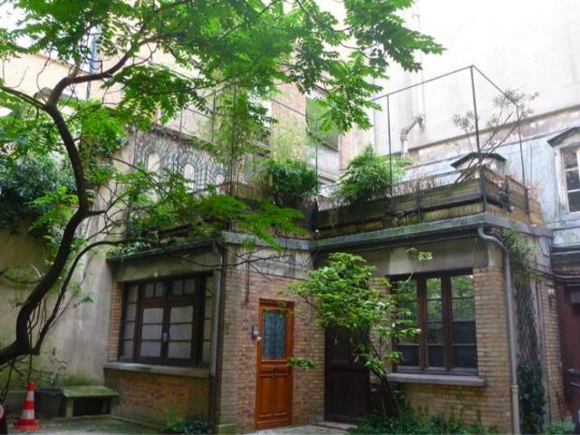 découvrez notre sélection de maisons à rénover près de paris : le charme de l'ancien et un fort potentiel d'investissement à quelques minutes de la capitale. profitez d'opportunités uniques pour personnaliser votre futur chez-vous !