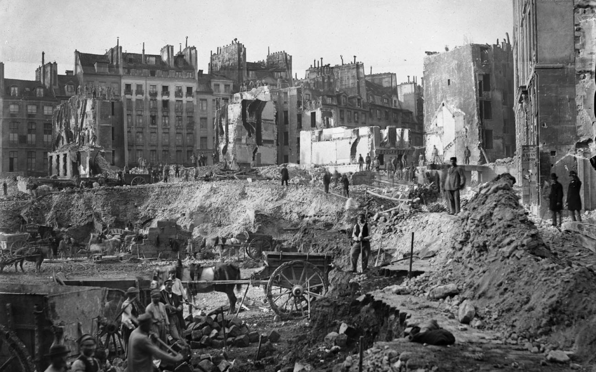 découvrez les objectifs haussmann : analyse des stratégies urbaines de georges-eugène haussmann pour transformer paris au xixe siècle. un regard approfondi sur les réformes, l’architecture et l’impact social de ce projet emblématique.