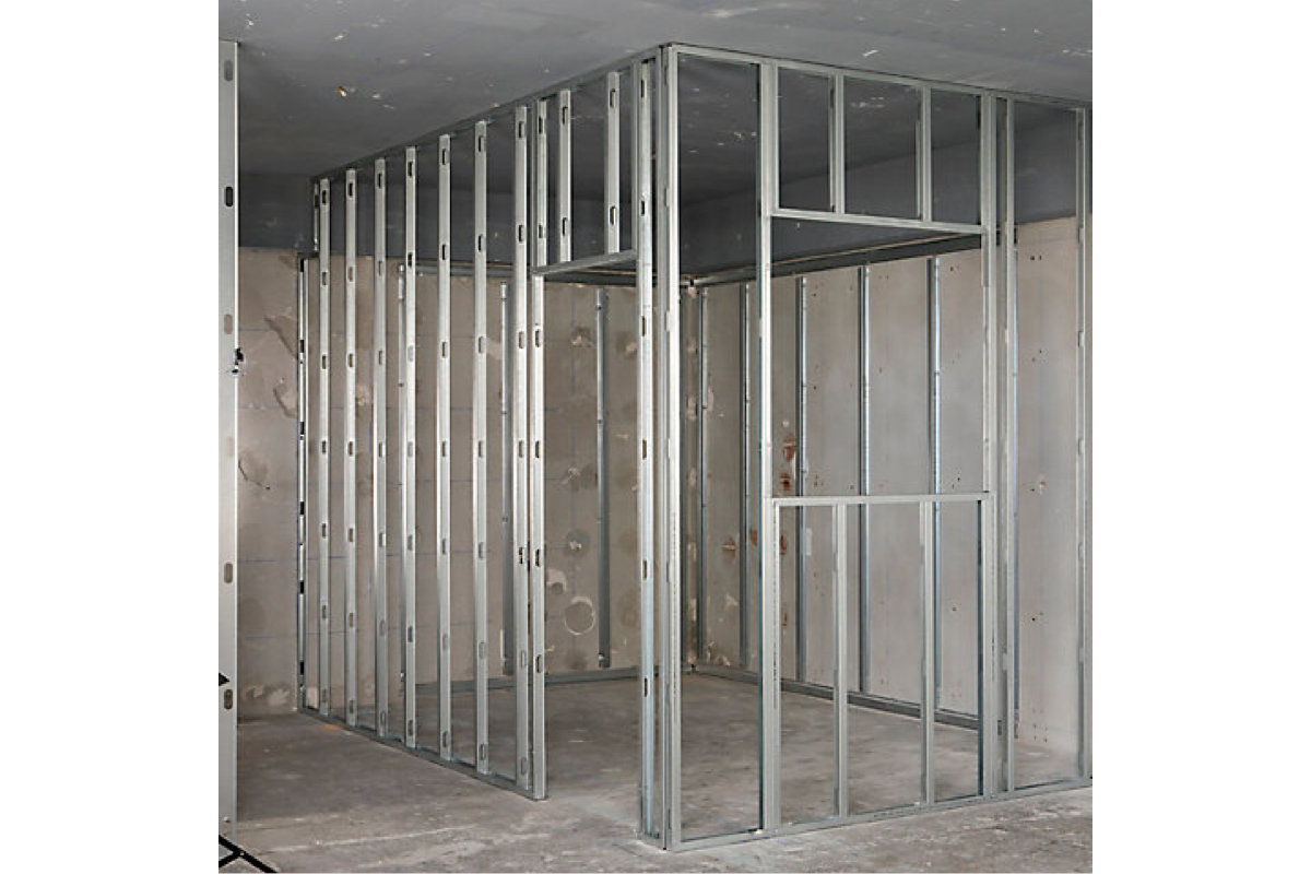 apprenez comment poser une cloison en placo étape par étape. guide complet sur le montage, la découpe, et l'installation pour réussir votre cloisonnement intérieur facilement.