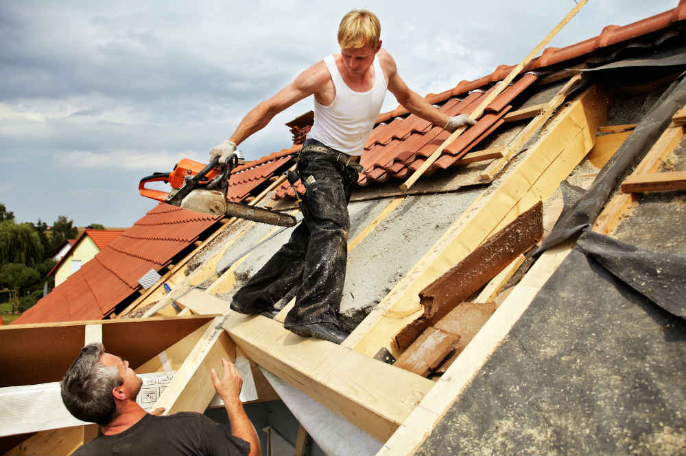 découvrez tout ce qu'il faut savoir sur le prix d'une charpente : tarifs moyens, éléments qui influencent le coût, conseils pour bien choisir et obtenir un devis personnalisé pour votre projet de construction ou de rénovation.