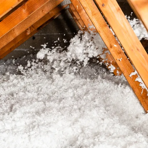 découvrez tout ce qu'il faut savoir sur le prix des combles : estimation des coûts d’aménagement, facteurs influençant le tarif, astuces pour optimiser votre budget et conseils pour réussir votre projet de combles en toute sérénité.