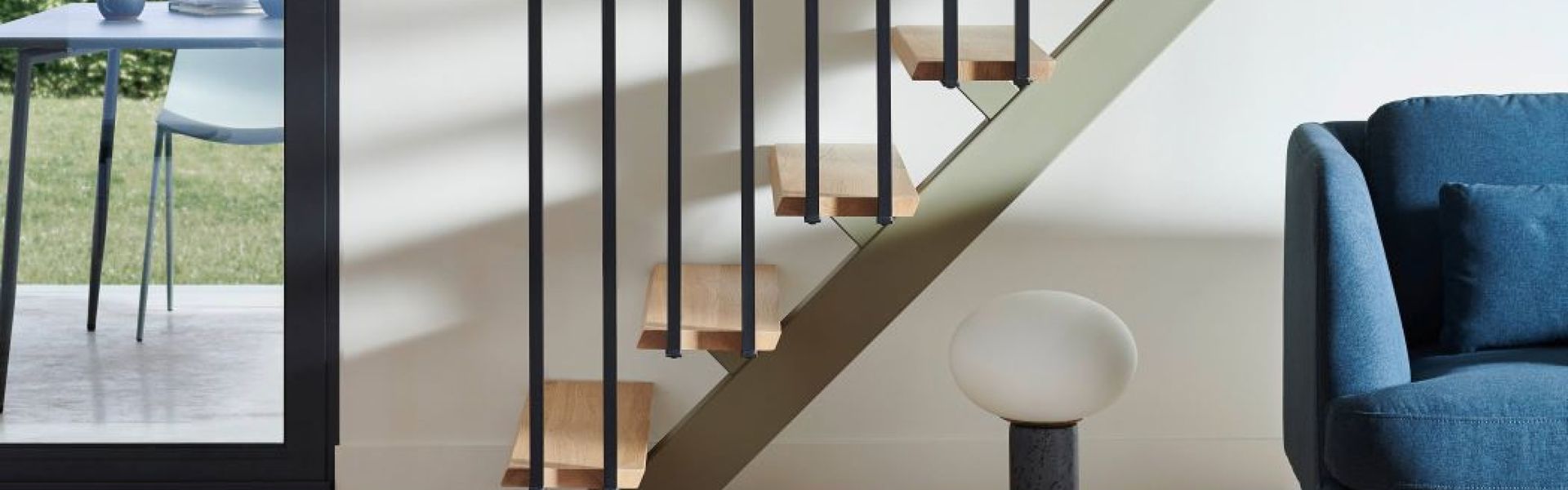 découvrez tout ce qu'il faut savoir sur le prix d'un escalier : facteurs influençant le coût, fourchettes de prix selon les matériaux, conseils pour bien choisir et estimer votre budget.