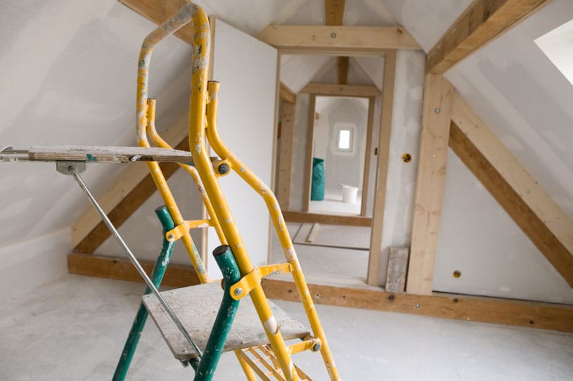 découvrez le prix au mètre carré d’un grenier : estimation des coûts d’aménagement, facteurs influençant le tarif et conseils pour optimiser votre budget en 2024.