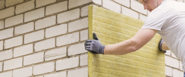 découvrez le prix moyen pour l’isolation de 50m2, les facteurs qui influencent le coût et des conseils pour choisir la meilleure solution adaptée à votre budget.