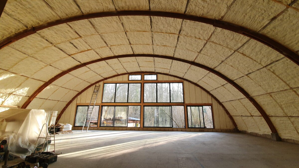 découvrez le prix au m2 pour l'isolation des murs : types d’isolants, tarifs moyens, conseils pour optimiser votre budget et améliorer la performance énergétique de votre habitation.