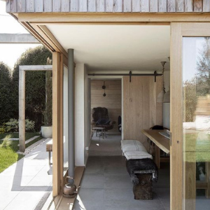 découvrez le prix au m² pour une surélévation en bois : estimations, facteurs d’évolution des coûts et conseils pour réussir votre projet d’agrandissement de maison.