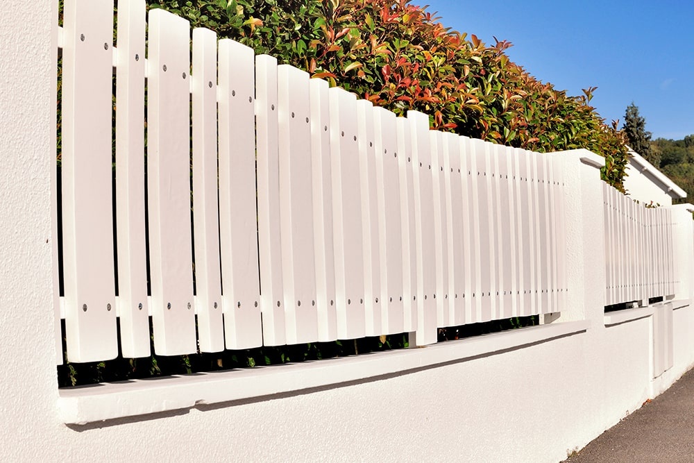 découvrez les prix des murs de clôture selon les matériaux et les styles. conseils pour estimer le coût de votre projet de mur de clôture et comparer les devis.