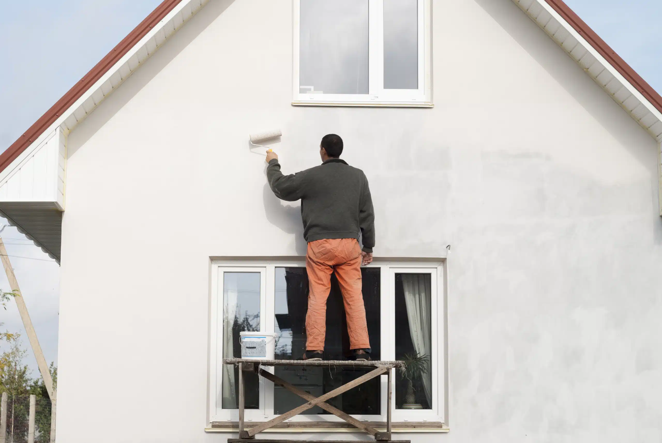 prix peinture découvrez tout sur le prix de la peinture extérieure : tarifs au m², facteurs influençant le coût, conseils pour bien choisir et réussir vos travaux de rénovation de façade.