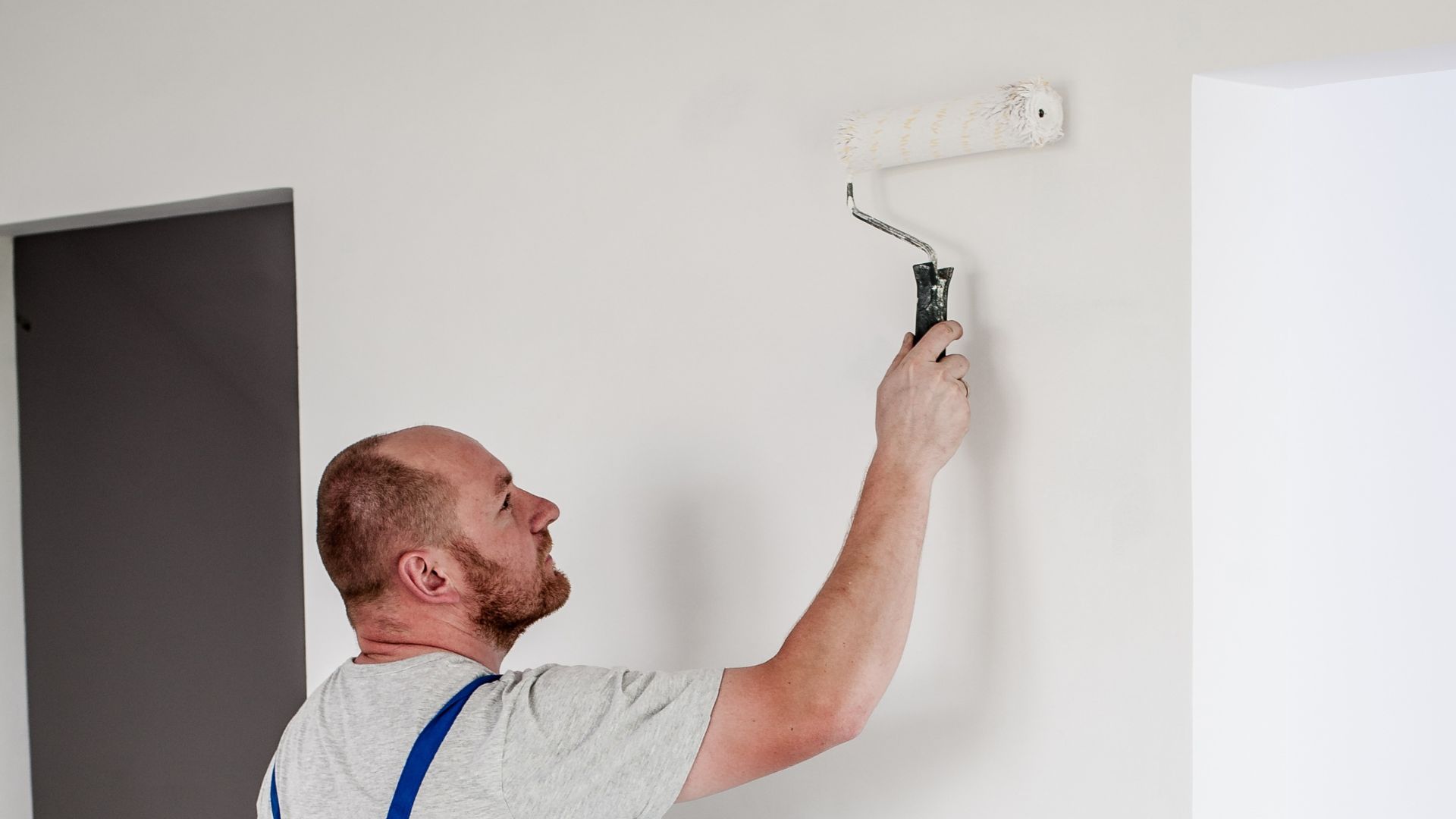 découvrez le prix au m² pour la peinture intérieure et extérieure : conseils, tarifs moyens et facteurs influençant le coût de vos travaux de peinture.