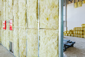 découvrez tout ce qu’il faut savoir sur le prix du placo : tarifs au m², coûts de pose, conseils pour économiser et facteurs influençant le budget de vos travaux de plâtrerie.