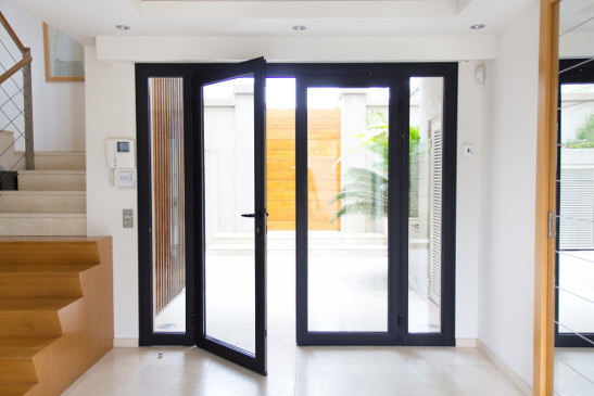 découvrez les prix des porte-fenêtres selon les matériaux, dimensions et options. conseils pour bien choisir et comparer les tarifs afin de trouver le meilleur rapport qualité-prix pour votre projet.